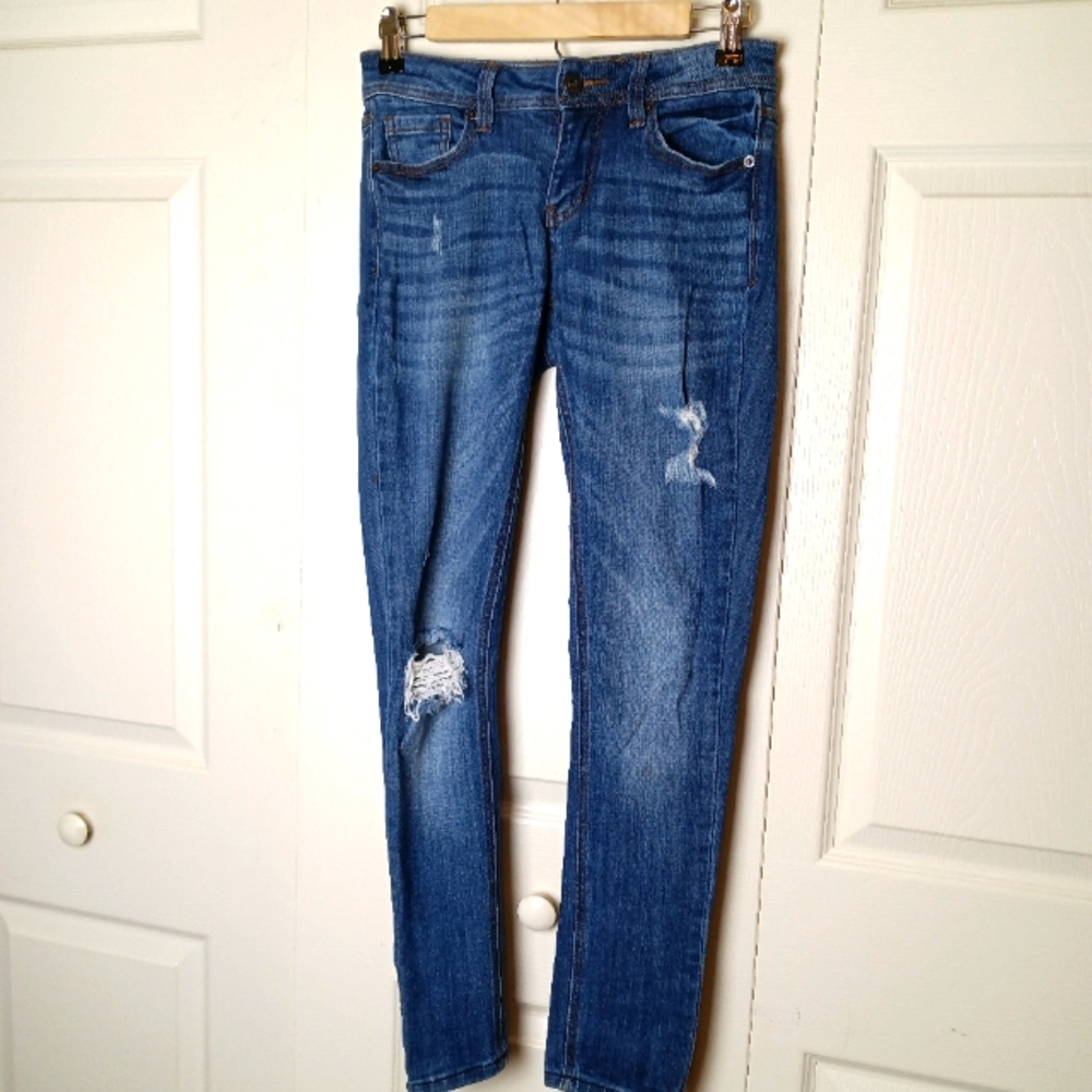 Clingers Jeans Junior Size 1 Distressed Mid Rise Skinny Stretch Denim